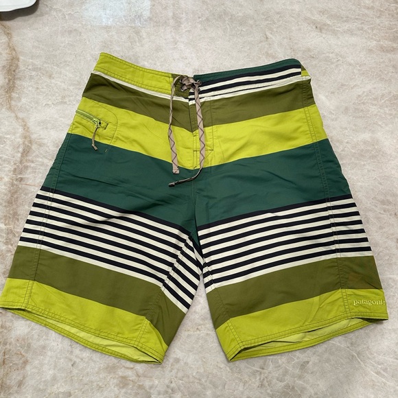 Men’s Patagonia board shorts. Swim shorts. Size 34 - Picture 1 of 3